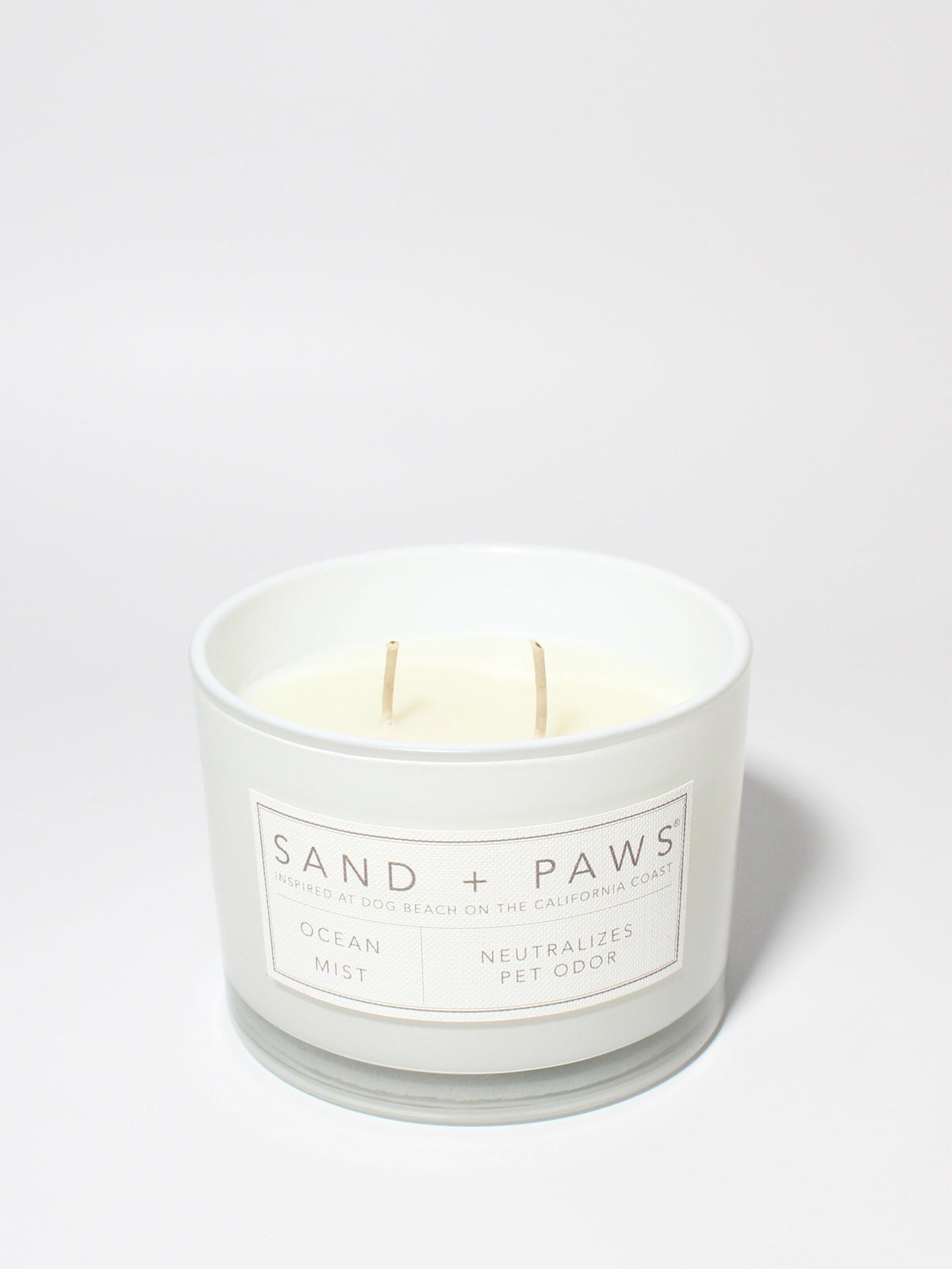 Sand + Paws Ocean Mist 12 oz scented candle Premium