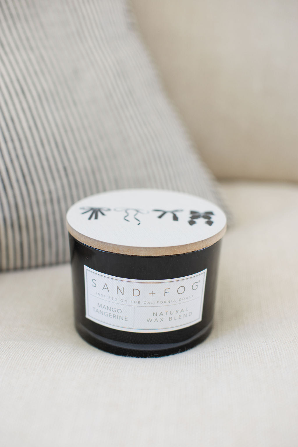 Mango Tangerine 12 oz scented candle Premium