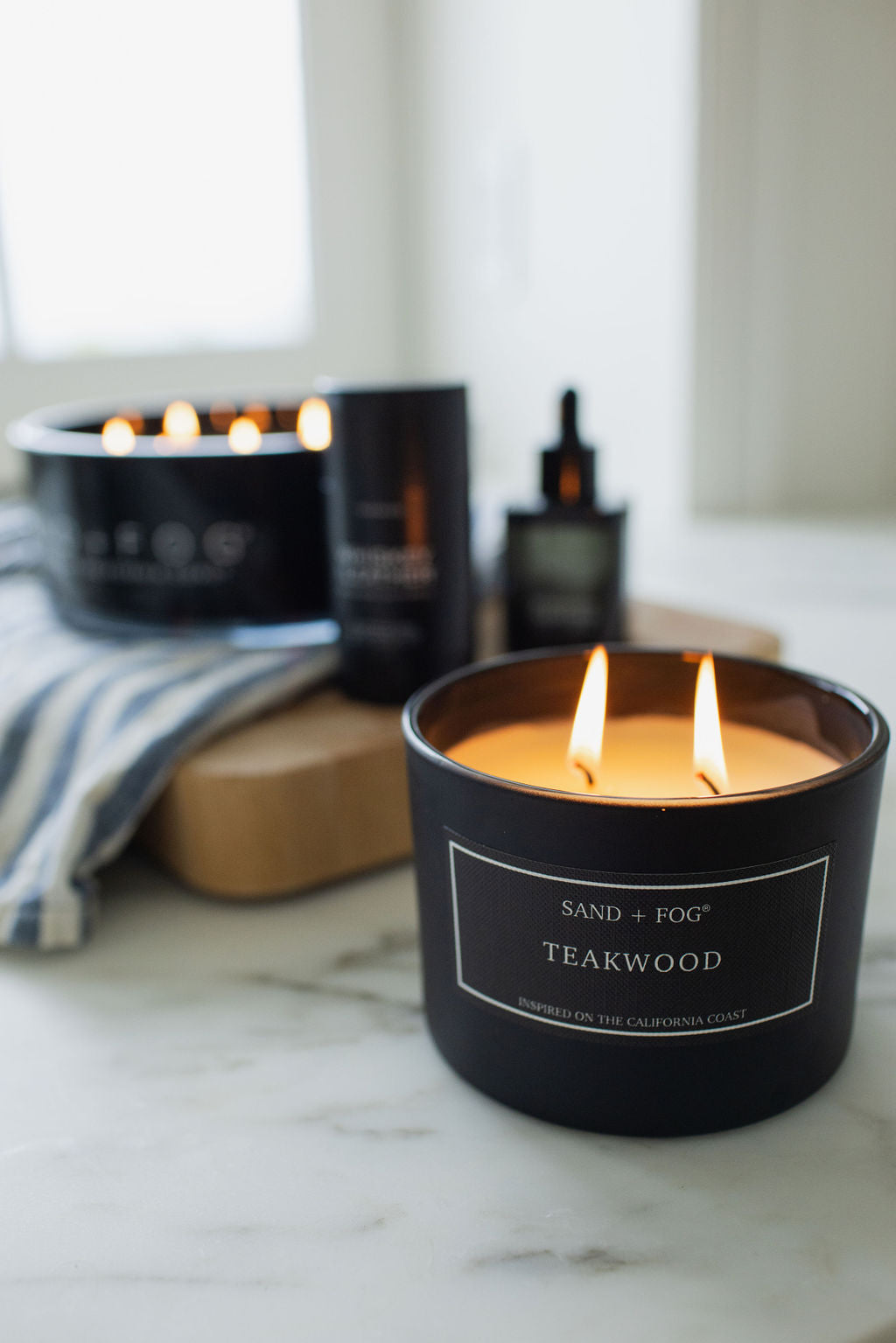 Teakwood 12 oz scented candle Premium