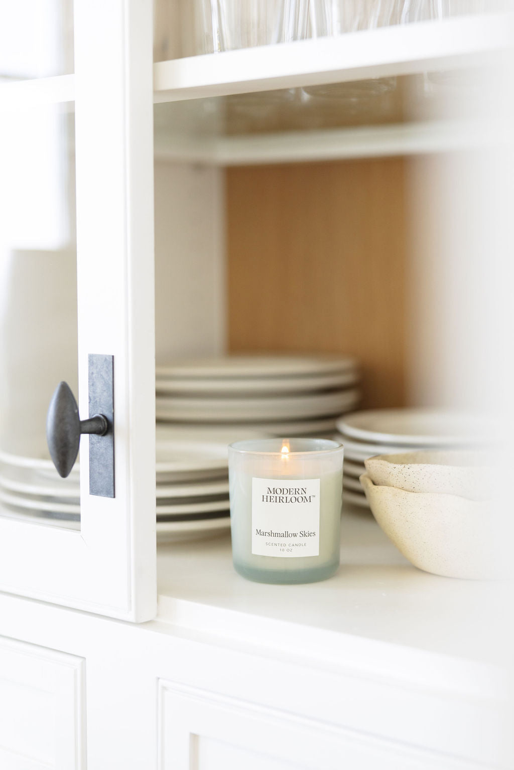 Marshmallow Skies 10 oz scented candle Premium