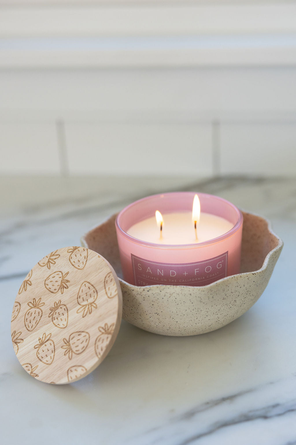 Strawberry Spritz 12 oz scented candle Premium