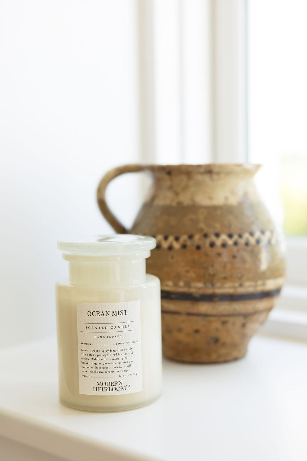 Ocean Mist 12 oz scented candle Premium