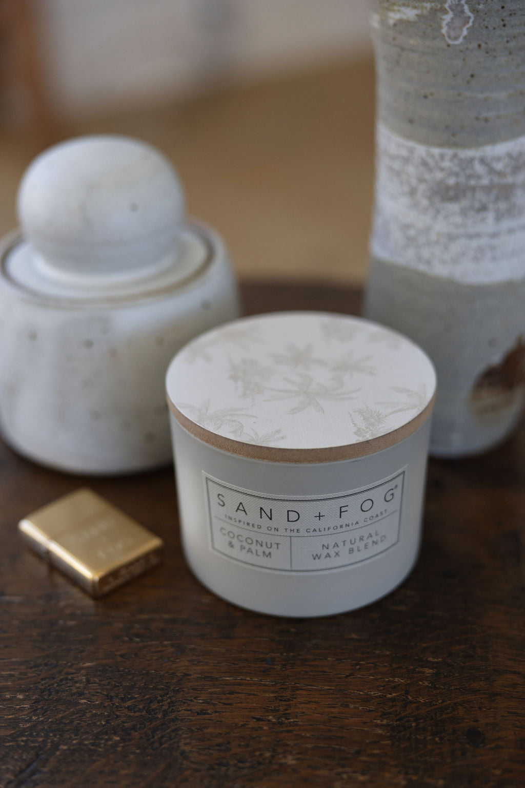 Coconut & Palm 12 oz scented candle Premium