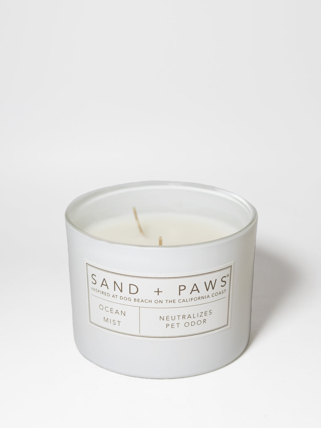 Sand + Paws Ocean Mist 12 oz scented candle Premium