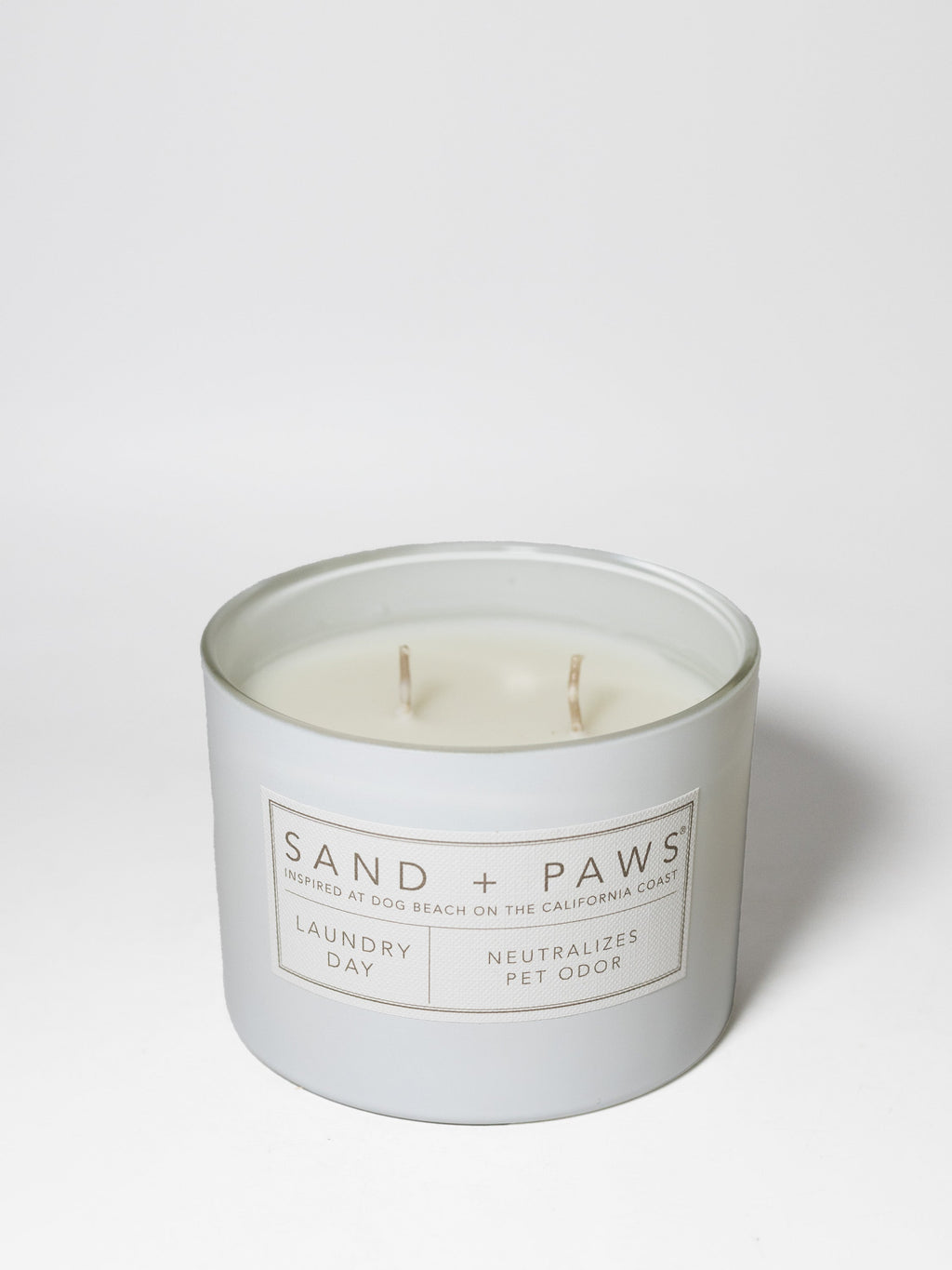 Sand + Paws Laundry Day 12 oz scented candle Premium