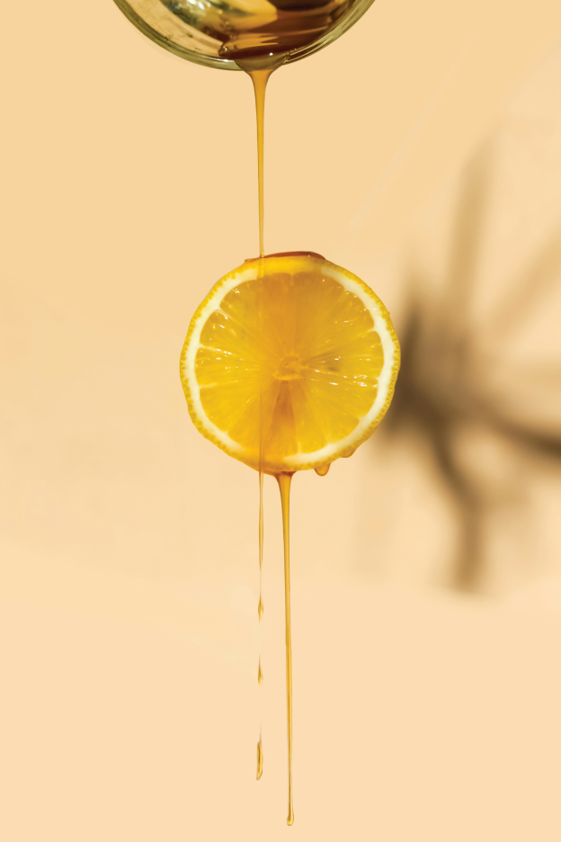 Sweet Lemon 12 oz scented candle Premium