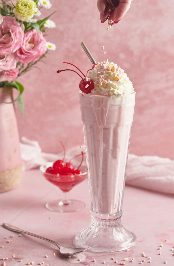 Strawberry Shake 10 oz scented candle Premium